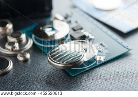 Button Cell Battery