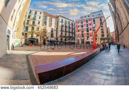 Barcelona, Spain - Feb. 27, 2022: Plaza Fossar De Les Moreres, A Memorial Square With A Monument, A 
