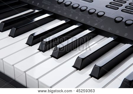 Gros plan de touches du piano