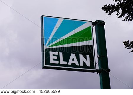 Bordeaux , Aquitaine  France - 04 05 2022 : Elan Gas Station Brand Text Company Logo Sign Service Pe