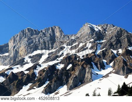 Rocky Peaks Mutteristock (2295 M) And Rädertenstock (raedertenstock Or Redertenstock, 2294 M) In The