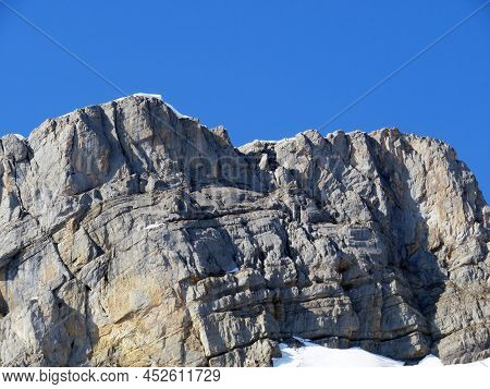Rocky Peak Mutteristock (2295 M) In The In The Schwyz Prealps Mountain Range, And Over The Wägitaler