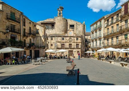 Sepulveda, Spain - September 12, 2021: View Of The Main Square With Bars And Terraces Of The Medieva