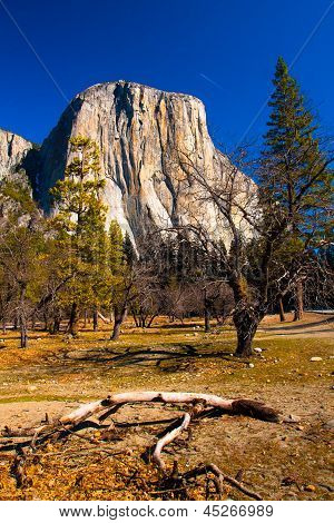 กัปตันเอลหินในอุทยานแห่งชาติโยเซมิตี รัฐแคลิฟอร์เนีย