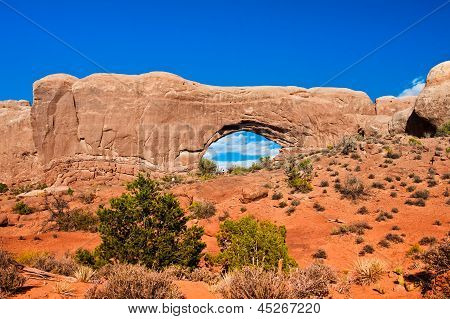 ประตูหน้าต่างในอุทยานแห่งชาติอาร์เชส ยูทาห์