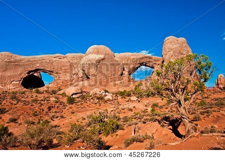 ประตูหน้าต่างในอุทยานแห่งชาติอาร์เชส ยูทาห์