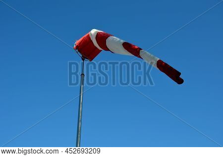 Striped Wind Indicators Provide A Better Idea Of ​​the Direction And Strength Of The Wind At The Air