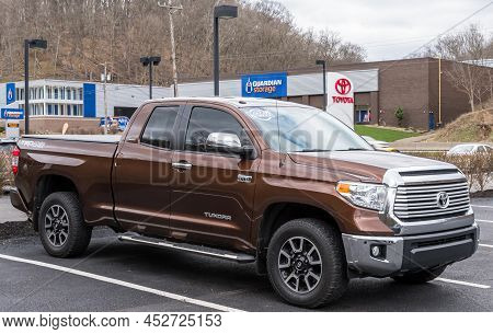 Monroeville, Pennsylvania, Usa April 10, 2022 A Used Toyota Tundra For Sale At A Dealership On A Spr