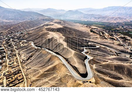 Pan-american Highway With Lines And Geoglyphs Of Palpa. Unesco World Heritage In Peru