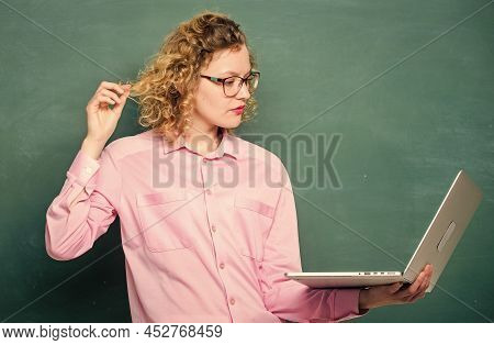 Online School. Distance Learning. Modern Education. Online Course. School Teacher Notebook Chalkboar
