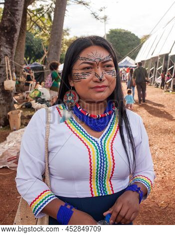 Brasilia, Df, Brazil-april 13, 2022: Indigenous Natives From All Over Brazil, Descend Upon Brasilia,