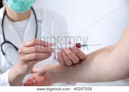 혈액 검사는 데 아주머니