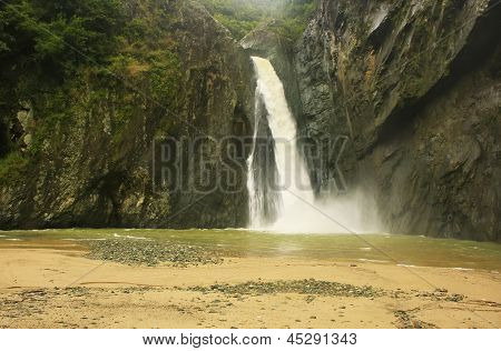Salto Jimenoa Uno Waterfall, Jarabacoa, Dominican Republic