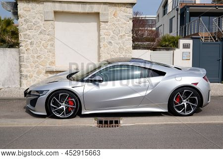 Bordeaux , Aquitaine  France - 04 05 2022 : Honda Nsx Sport Super Car Japanese Fast Design Grey Mode