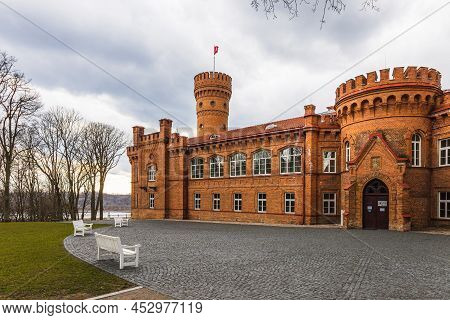 Old Red Bricks Castle Ensemble Of Raudone, Lithuania