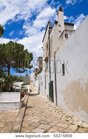 Alleyway. Felline. Puglia. Italy.