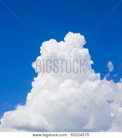 Clouds With Blue Sky