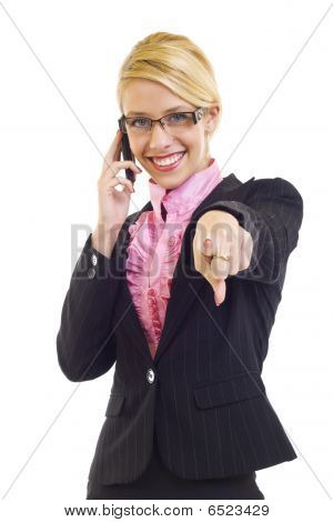 schöne Frau auf Handy