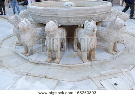 Alhambra Moorish Courtyard Lions Fountain Statue Granada Andalusia Spain