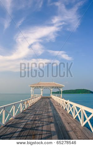 Romantic Water Pavilion And Bridge Over Sea
