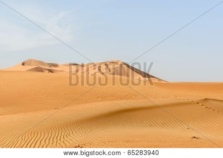 Sand Dunes In Oman Desert (oman)