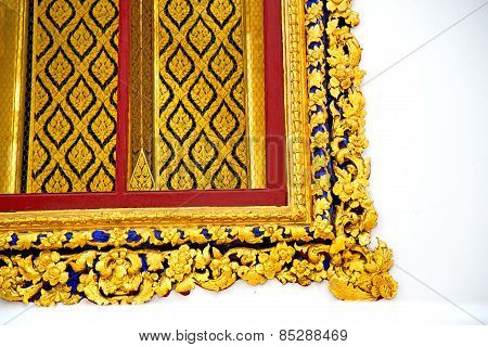 Window   In  Gold     Thailand Incision Of The Temple