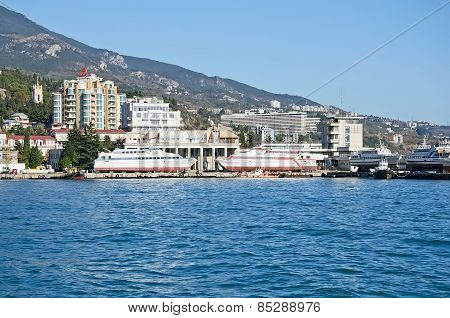Sea Port Of Yalta