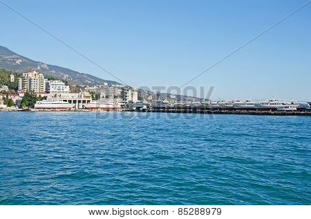 Sea Port Of Yalta