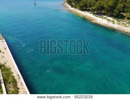 The Croatian Zdrelac strait