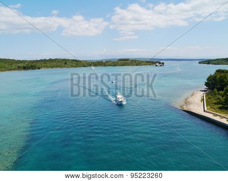 The Croatian Zdrelac strait