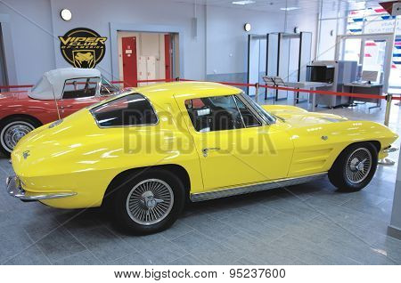 Chevrolet Corvette C2