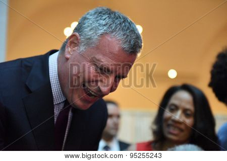 Mayor de Blasio greets attendees