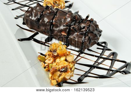 Prepared for special occasions, delicious and beautiful cake