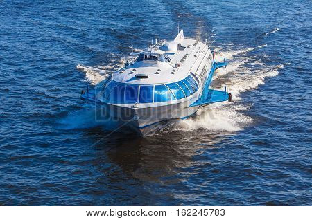 Saint Petersburg, Russia - July 26, 2014:  Ship Hydrofoil Transports Tourists In Peterhof