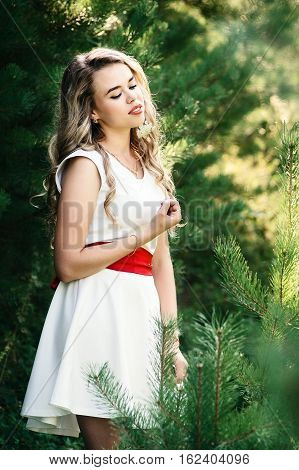 Summer Photo Smiling Girl In A White Dress