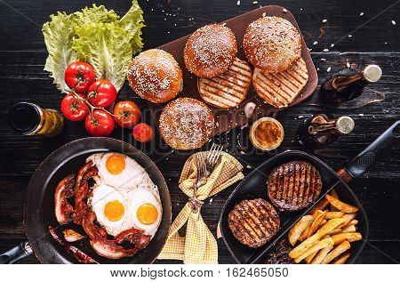 Components For Juicy Homemade Burger