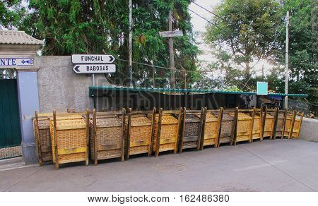Specific form of transport - ledges made of basketwork, Madeira