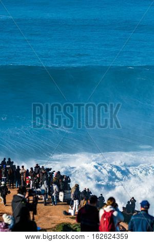 Crowd Waiting For The Surfers