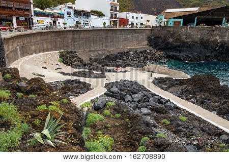 Garachico, Tenerife Island, Spain, 08 June 2015: Natural Volcanic Pools Visited By Tourists In Garac