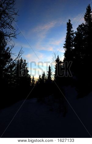 Solnedgangen Over bjergene