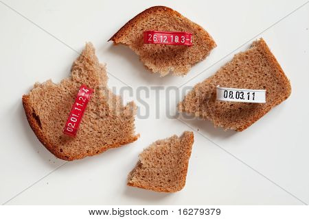 Vier stukken sneetje brood en de afdichting