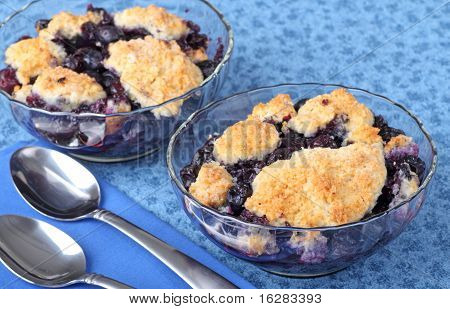 Heidelbeer Cobbler Dessert