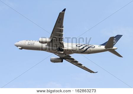 Airplane Takes Off
