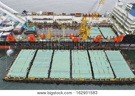 The Pipelaying Barge