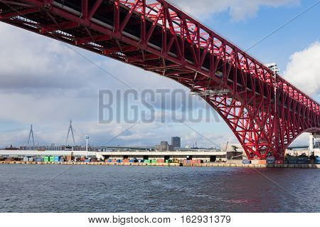 Minato Bridge in Osaka, Japan double-deck cantilever truss bridge