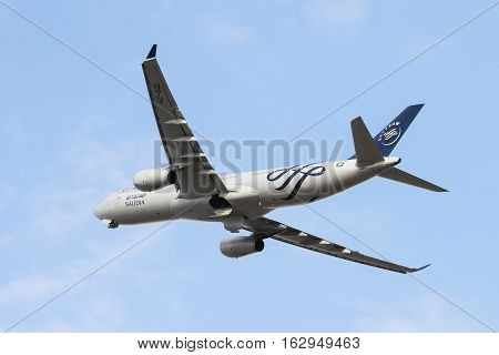 Airplane Takes Off