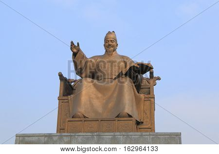 SEOUL SOUTH KOREA - OCTOBER 19, 2016: King Sejong monument Seoul Korea. King Sejoong was the fourth king of Joseon-dynasty Korea.