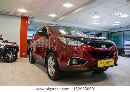 Showroom Of Dealership Chevrolet And Car In It In Kirov City In 2016