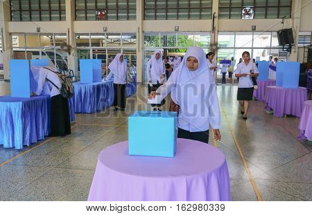 YALA Thailand December 27 2016 : Vote of Student Elections in University in South YALA Thailand.
