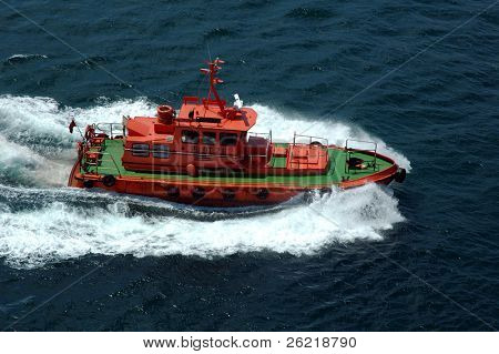 Pilot boat in Istanbul harbor